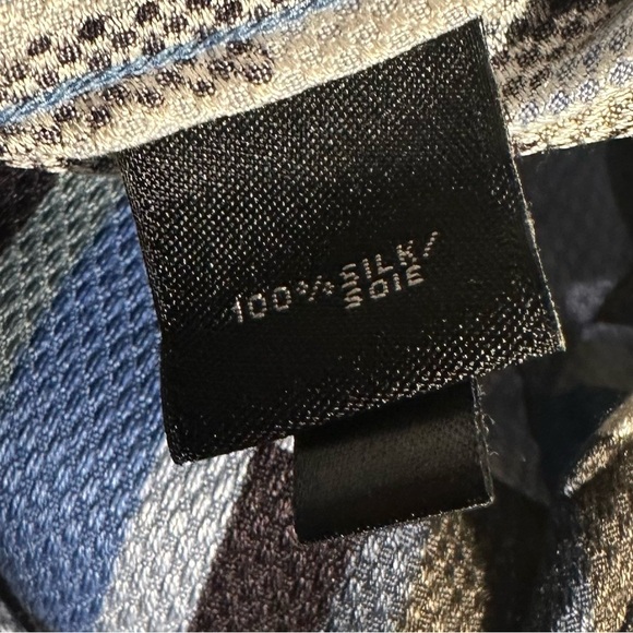 Jhane Barnes Abstract Geometric Disco Blue Button Down Silk Shirt Large - Picture 4 of 11